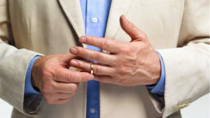 Inilah Bahaya Menggunakan Emas Untuk Pria Dalam Islam